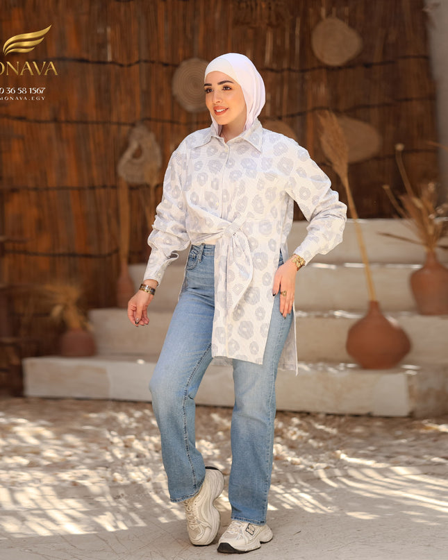flowy shirt 🤍💙